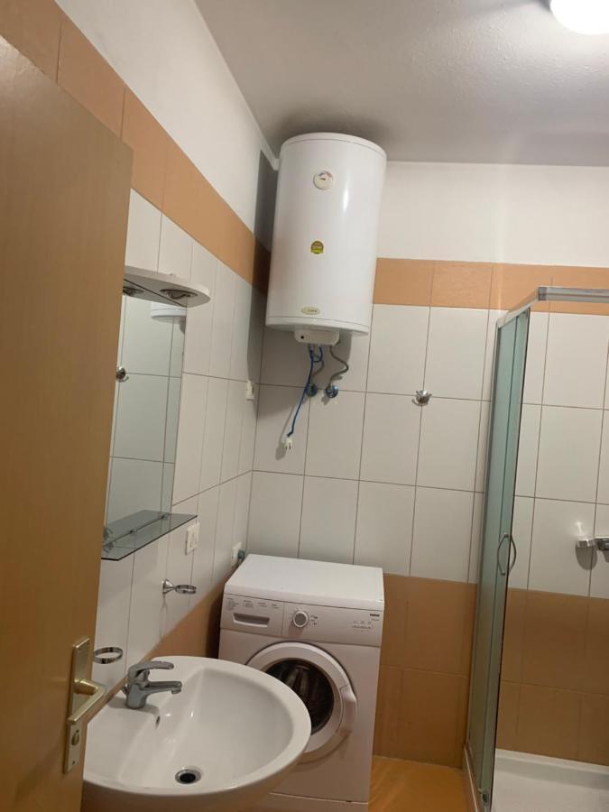 Kokomani Appartement Durrës Buitenkant foto