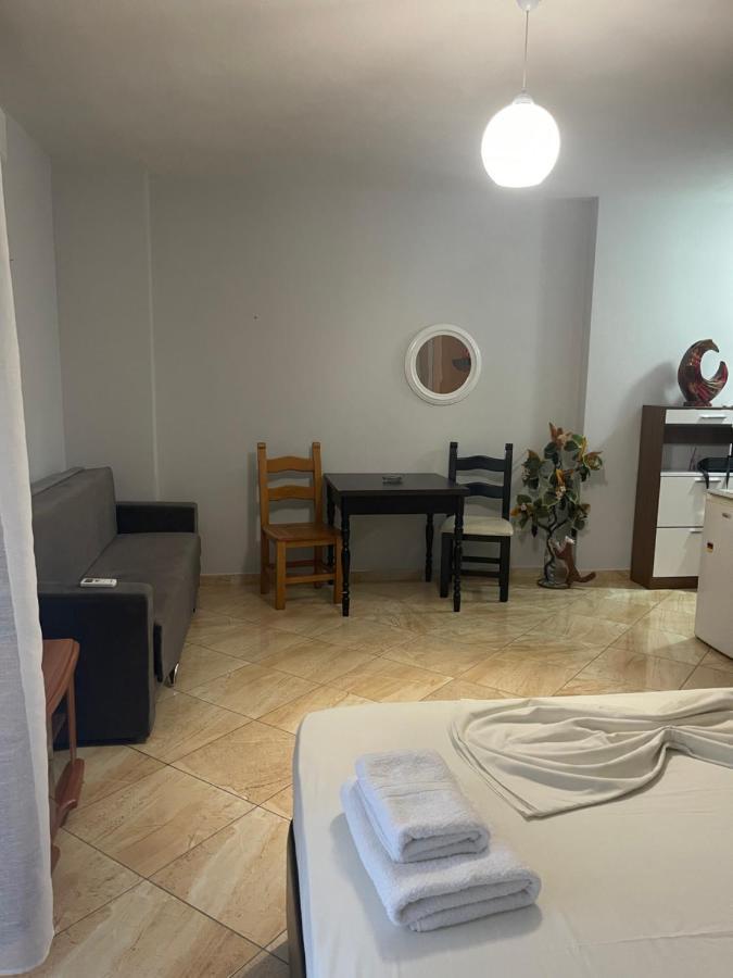 Kokomani Appartement Durrës Buitenkant foto