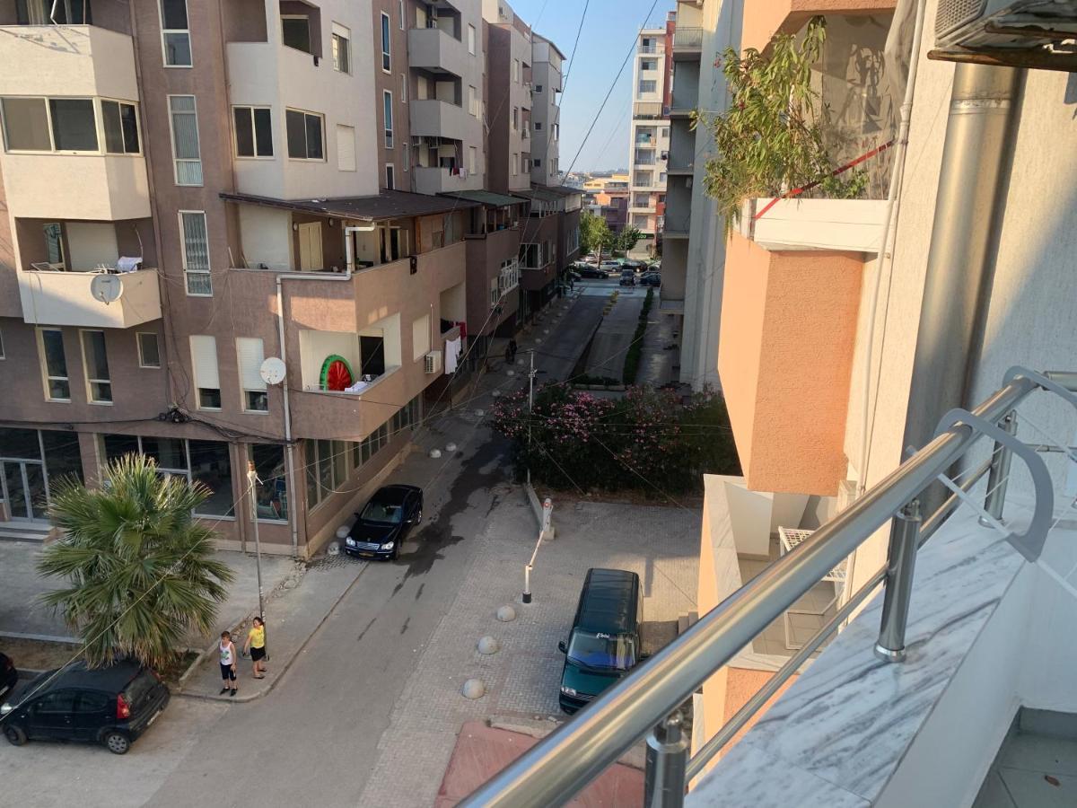 Kokomani Appartement Durrës Buitenkant foto